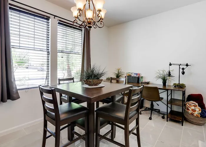 Holiday home Modern Gem W/ Fire Pit: 3 Mi To Ballpark!
